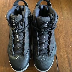 Men’s size 9 Jordan 6 Rings